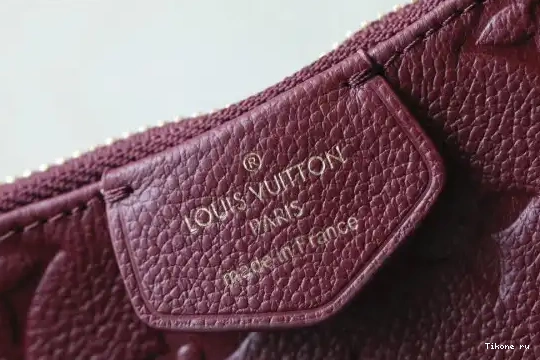 Affordable LOUIS POUCH VUITTON EASY STRAP ON 0629